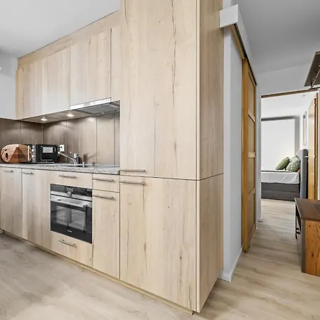 Valaisia 17b - 4 Pers - Centre Station